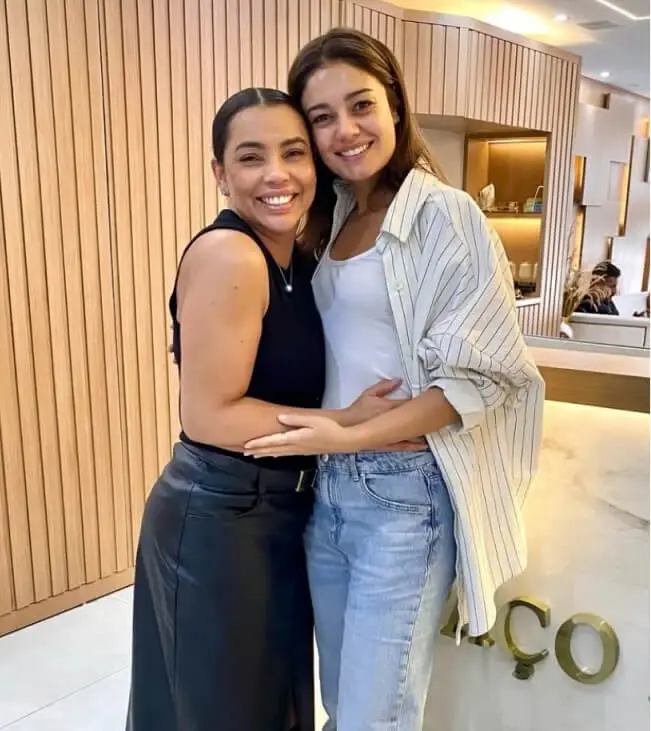 Celebridade na Clínica Nany Mota 2